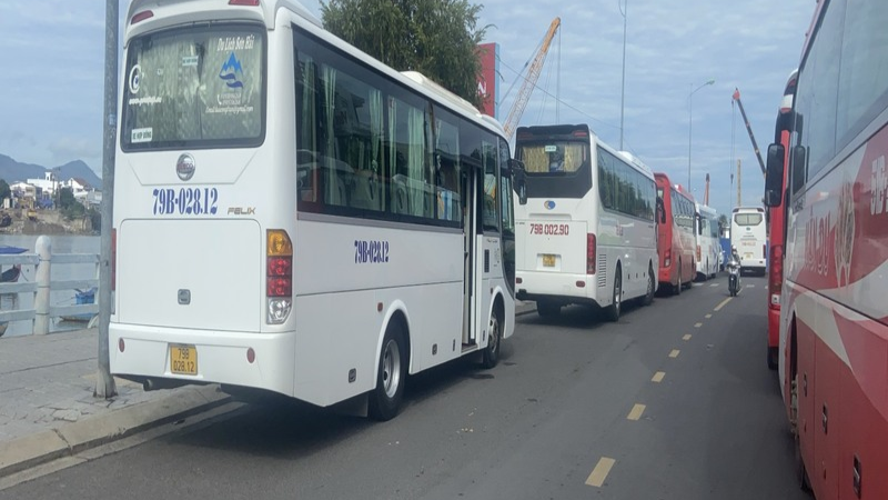 thuê xe 29 chỗ nha trang