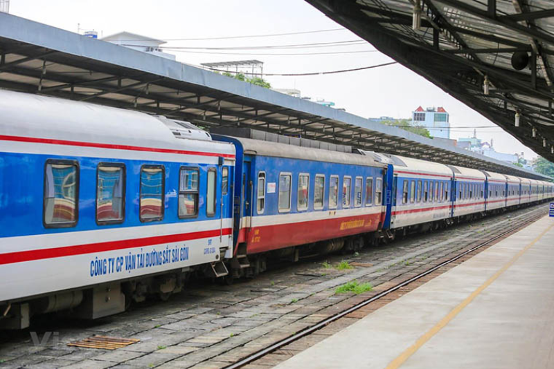 Đi tàu phải ra ga trước bao lâu