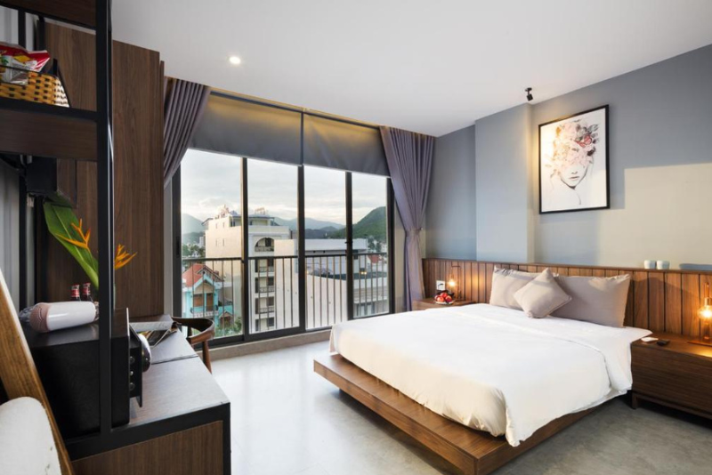 Hòn Chồng Nha Trang