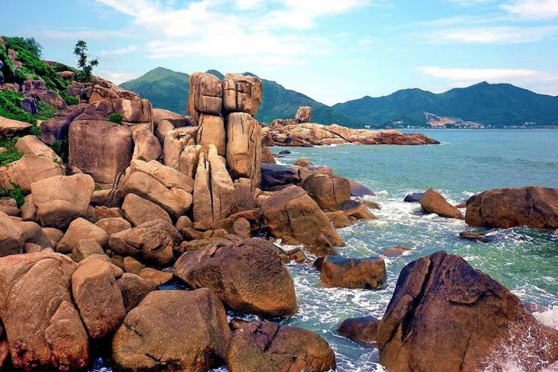 Hòn Chồng Nha Trang