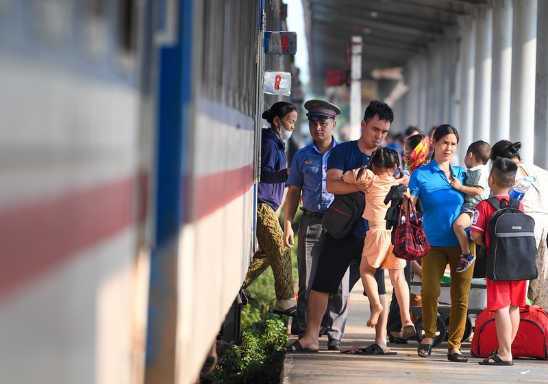 Quy định mua vé tàu cho trẻ em