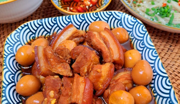 cách làm món thịt kho trứng