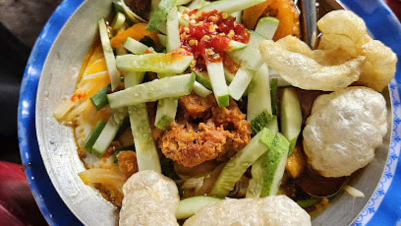 bánh mì chấm nha trang