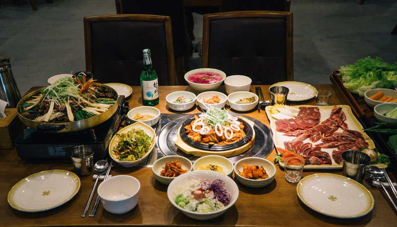 Nhà hàng gà rán Hàn Quốc