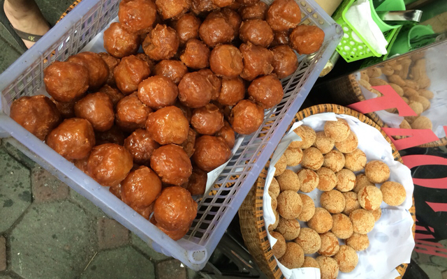 quán bánh rán mật Hà Nội