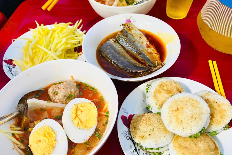 bánh căn Phan Thiết