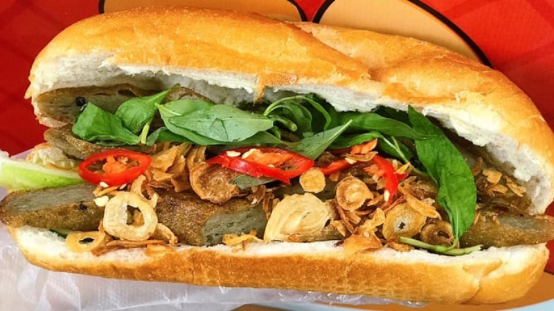 bánh mì chả cá nha trang