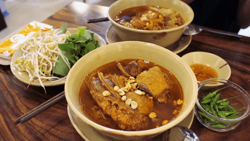 mì quảng Phan Thiết