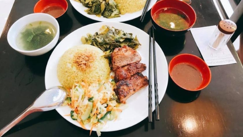quán ăn gần hồ gươm
