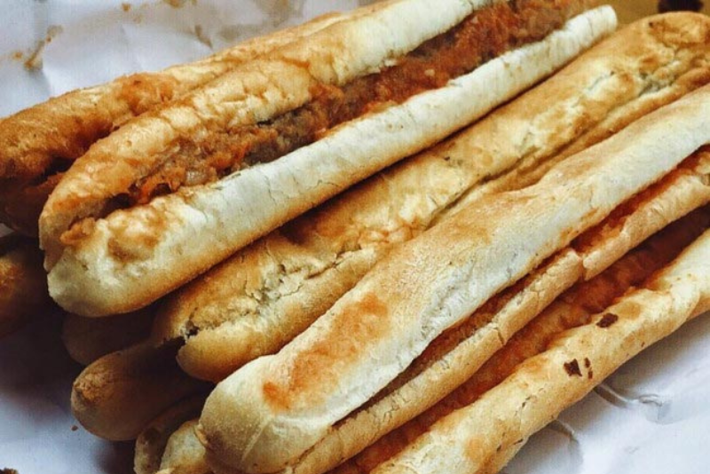 Bánh mì que Đà Nẵng