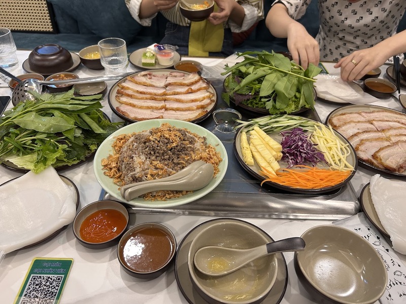 nhà hàng cầu giấy có phòng riêng 