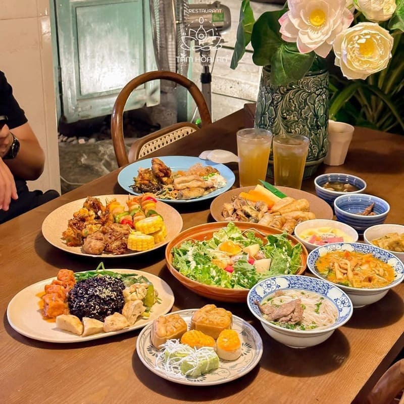 buffet chay hồ tây