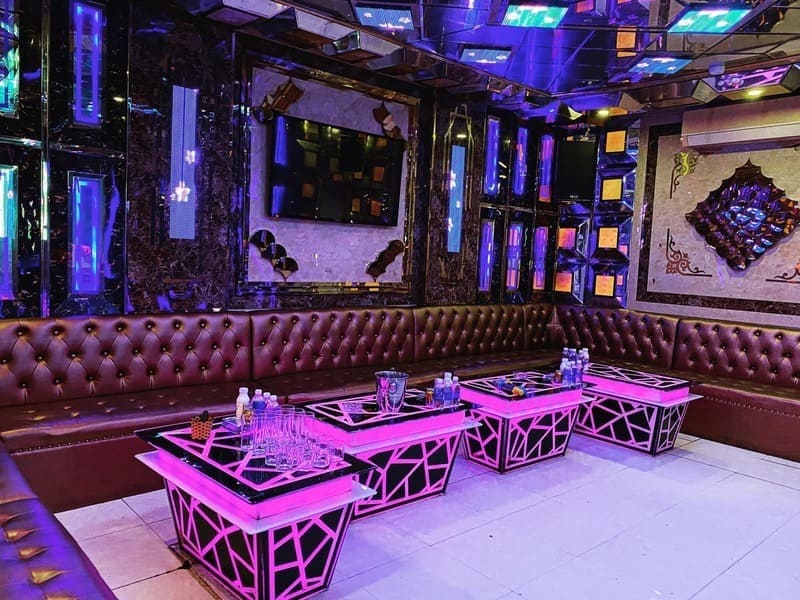 Karaoke Nguyễn Khang