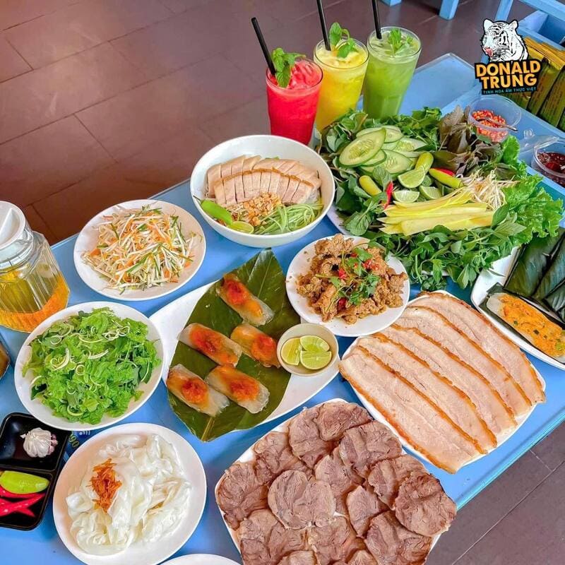 Sân bay Đà Nẵng có gì ăn