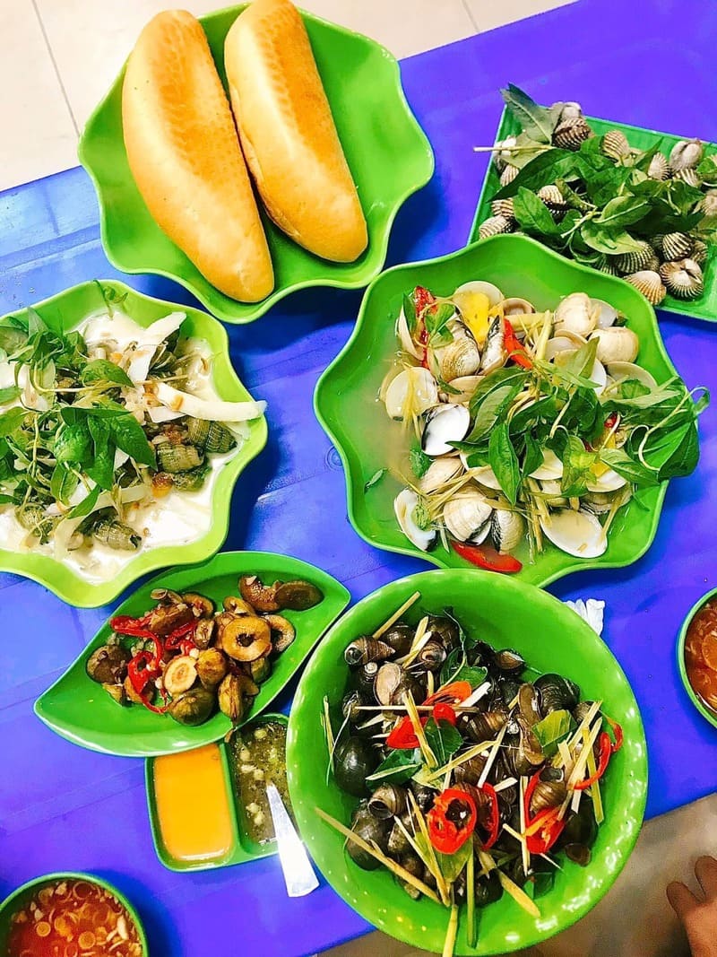 quán ốc hồ tây