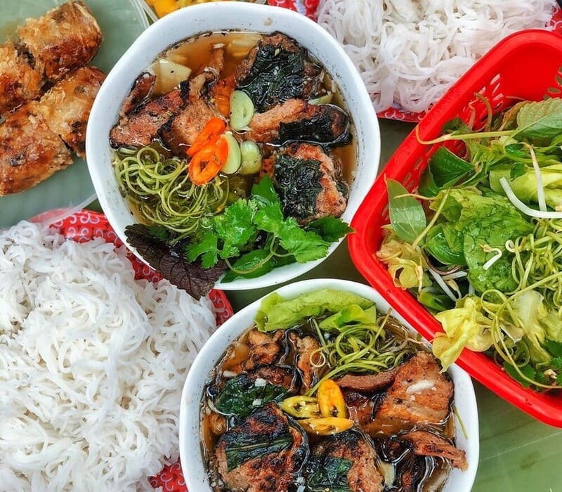 bún chả hồ tây
