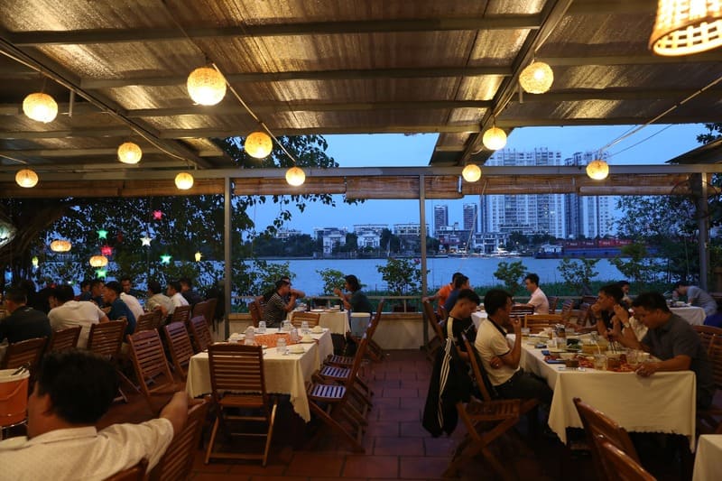 Nhà hàng Bên Sông Thủ Đức