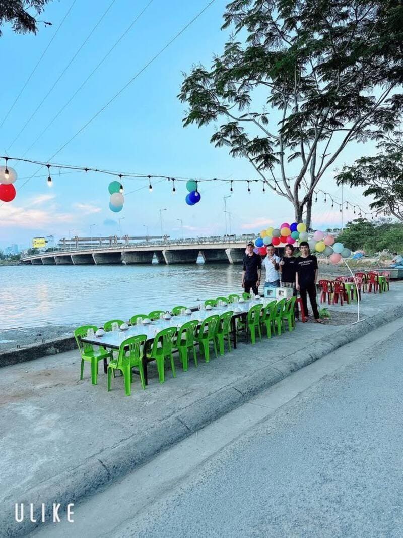 nhà hàng ven sông nha trang