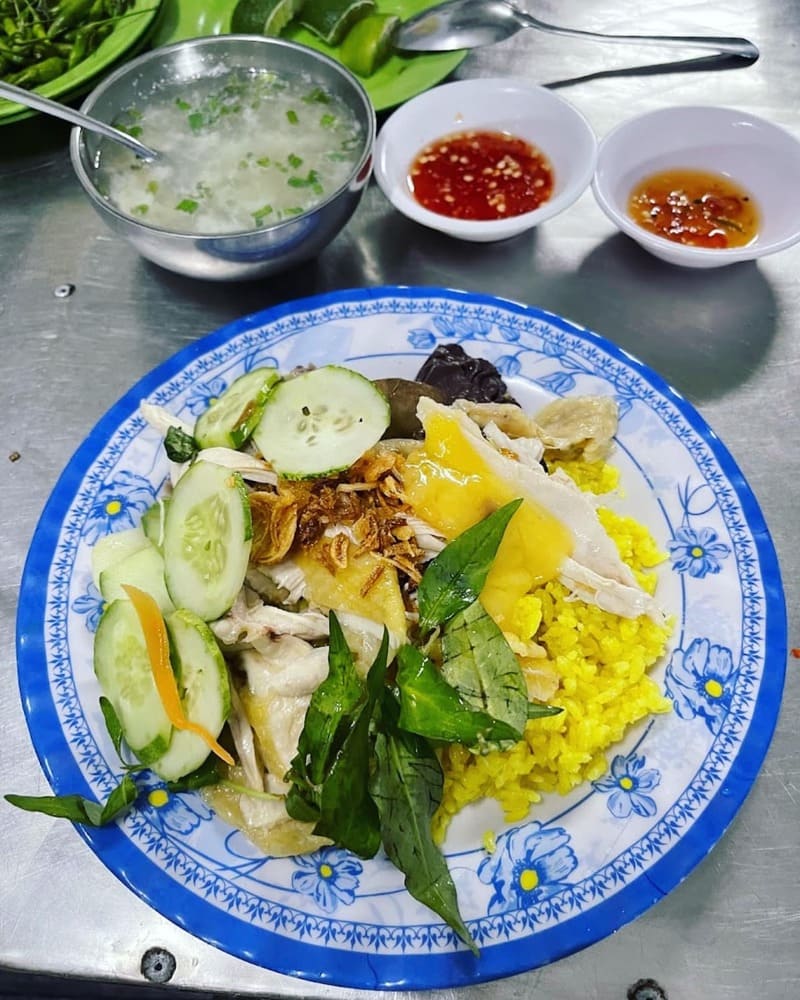 quán ăn gần ga nha trang