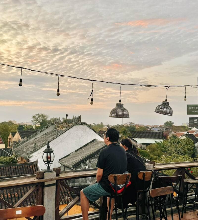 cafe sân thượng Hội An