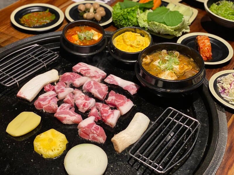 nhà hàng hàn quốc hội an