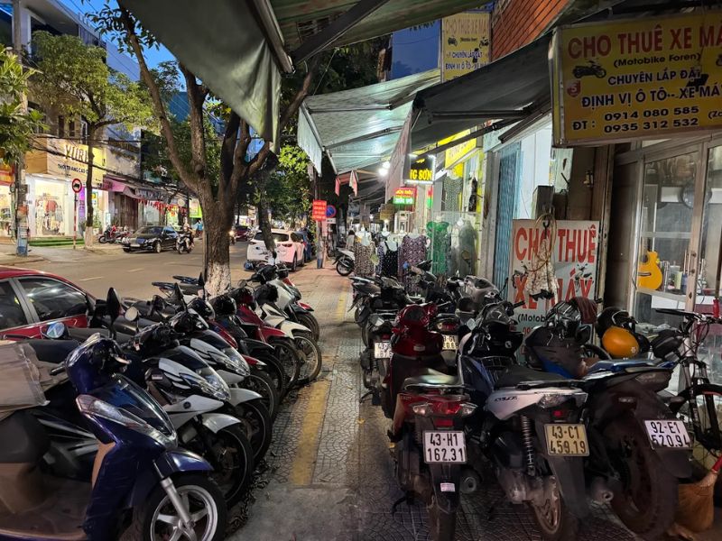 thuê xe máy sân bay đà nẵng