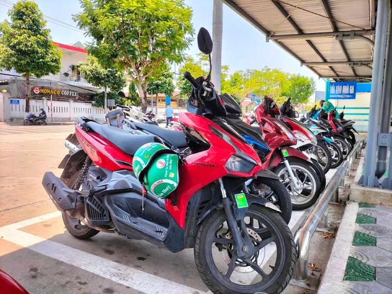 thuê xe máy sân bay đà nẵng