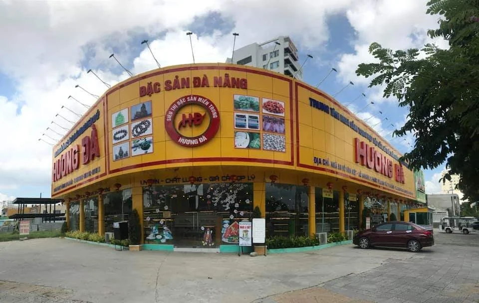 cửa hàng đặc sản Đà Nẵng làm quà